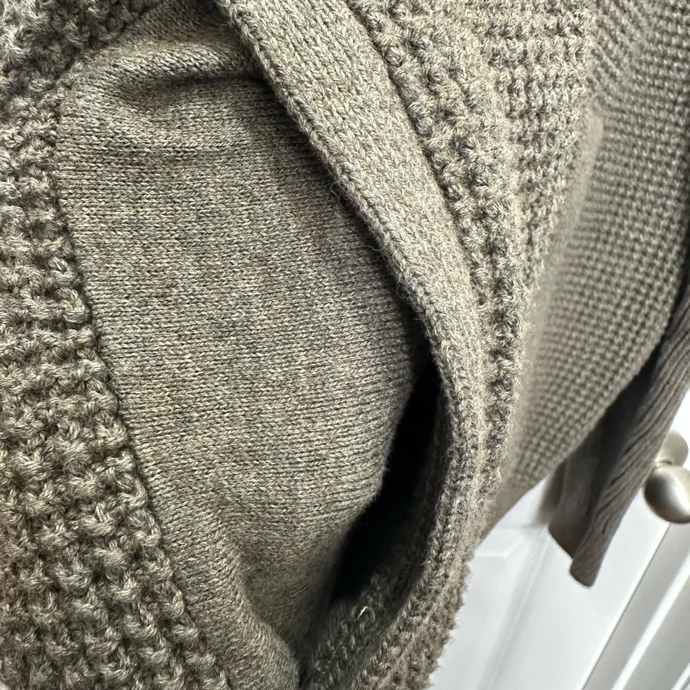 BANANA REPUBLIC mens button up cardigan Sweater greenish, greyish‎ brown,